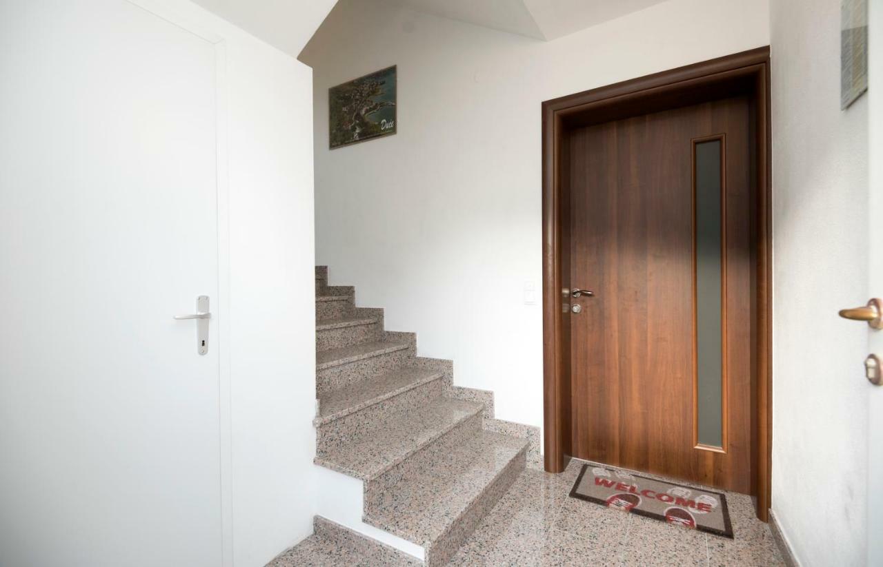 Apartment Toni Duće エクステリア 写真